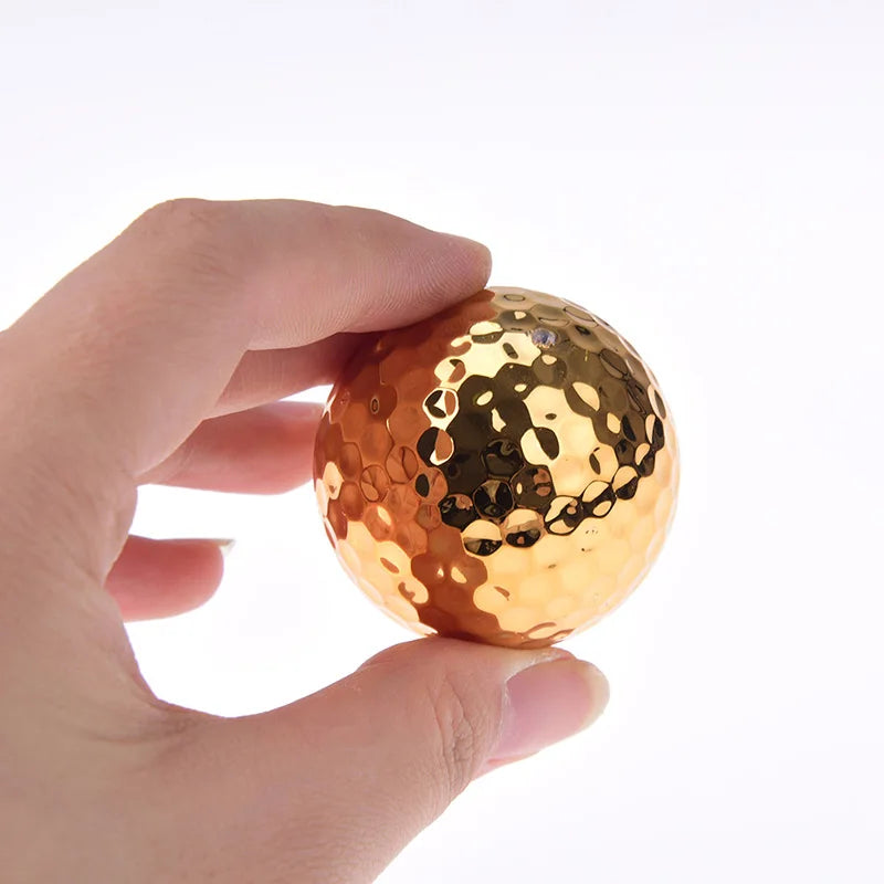 Gold Color Golf Ball – Elegance and Luxury on the Green